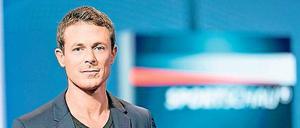 „Sportschau“, Quiz, Talkshow. Alexander Bommes, 40, ist gut ausgelastet bei der ARD. Nun moderiert der gebürtige Kieler aus Rio de Janeiro bei den Olympischen Spielen. Er spielte früher aktiv in der Handball-Bundesliga.