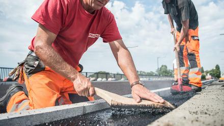 Die Monumentenbrücke wird nun sogar früher als geplant befahrbar.