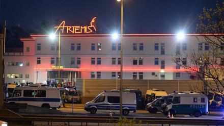 Großaufgebot: 680 Polizisten und 220 Zollbeamte durchsuchten im April das Artemis.