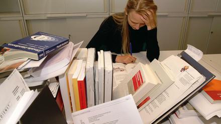Teure Bildung. Die Lernmittelfreiheit wurde 2003 vom rot-roten Senat abgeschafft. 