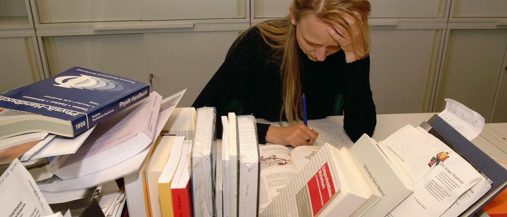 Teure Bildung. Die Lernmittelfreiheit wurde 2003 vom rot-roten Senat abgeschafft. 