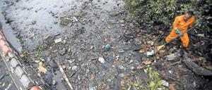 Müllschlucker. In den Gewässern von Rio liegt so viel Unrat, dass die Wettkämpfe zur Lotterie werden.