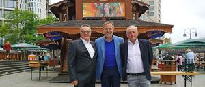 Die Macher am „Olympiaturm“. Bernd Andrich, Klaus-Jürgen Meier und Arnold Bergmann (v.l.n.r.) laden zum „Summer in the City“ ein.