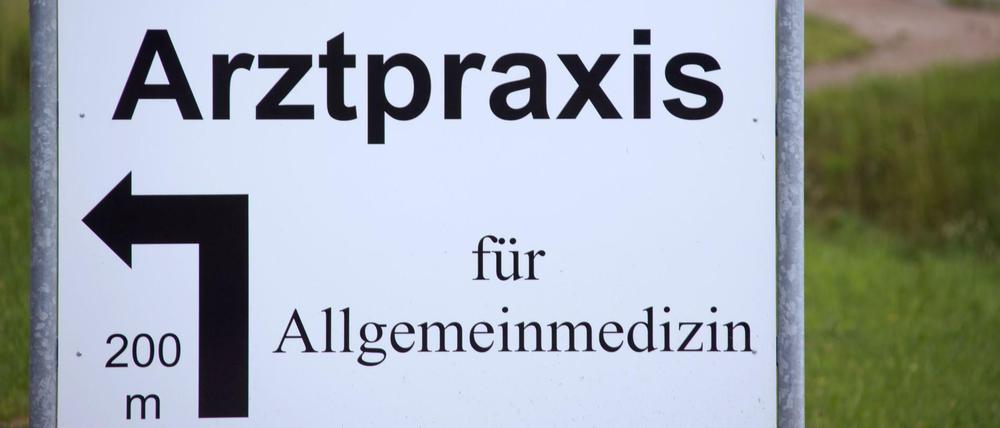 Viele Ärzte, aber schlecht verteilt - in Berlin ändert sich das langsam.