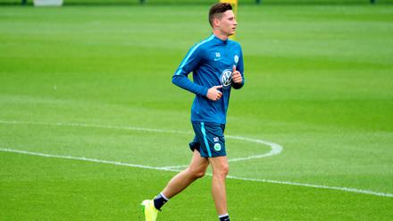 Da läuft er und wird nicht abgeholt. Julian Draxler am Mittwoch beim Training in Wolfsburg.