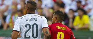 Brüder im Spiel. Jerome und Kevin Prince bei der WM 2012 als Gegner.