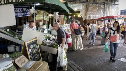 Essstände am Borough Market.