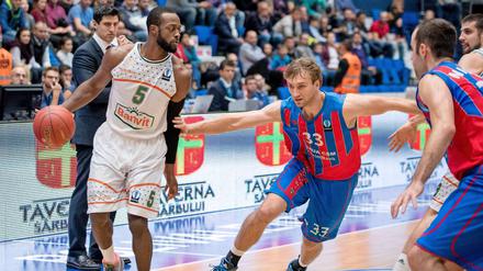 Aus der Türkei nach Berlin. Dominique Johnson (links).