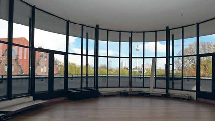 Zu vermieten. Eine der kostspieligeren Wohnungen im neuen Forum Museumsinsel - mit Rundumblick auf die Spree, den Fernsehturm, den Monbijou-Park und das Bode-Museum.