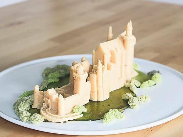 Neuschwanstein aus Marzipan, in sieben Stunden gedruckt.