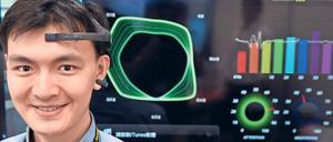 EEG für zu Hause. Das Headset der Firma NeuroSky (hier bei einer Messepräsentation in Taiwan) misst die Hirnstromwellen. Wenn der gewünschte Zustand erreicht ist, bekommt der Spieler eine Rückmeldung – zum Beispiel über ein grafisches Element auf dem Bildschirm.