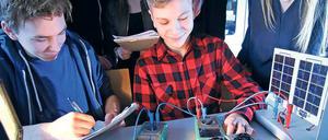 Experimente wagen. Viele Phänomene werden ohne Mathe verstanden. Foto: dpa