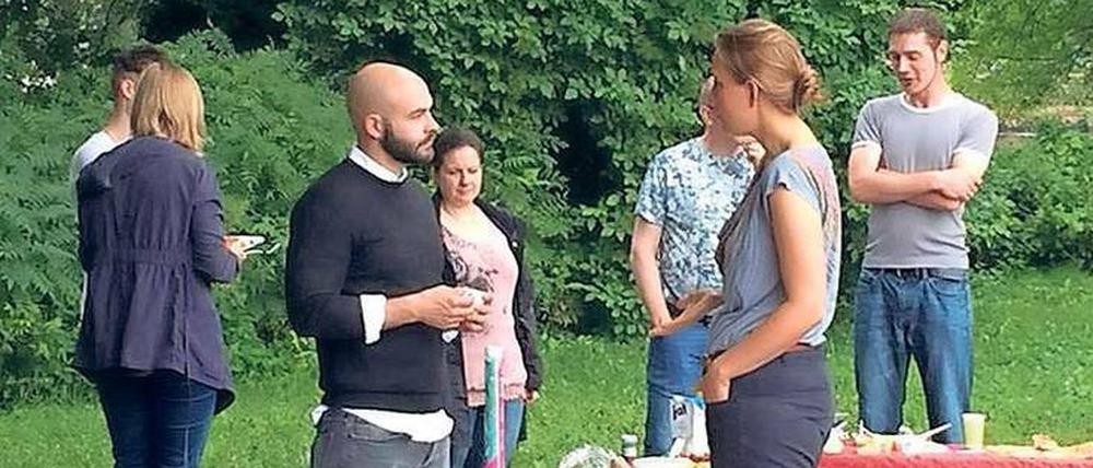 Hilfe finden unter Freunden und Experten, zum Beispiel bei einem Picknick der Stiftung