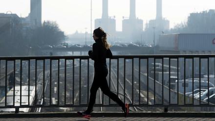 Lauf, Berlin! Ob alleine oder im Lauftreff, über Straßen oder in Parks. 