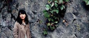 Grün sind nicht alle meine Kleider. Die südkoreanische Schriftstellerin Han Kang, Jahrgang 1970.