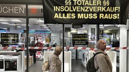Abverkauf. Die Filialen von Innova sollen bald schließen.