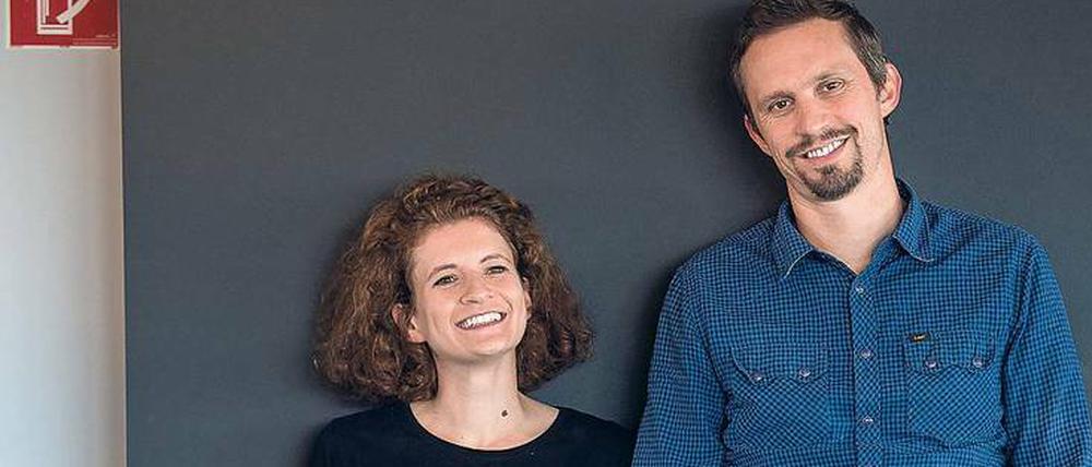 Mit 30 neuen Formaten wollen Sophie Burkhardt, stellvertretende Geschäftsführerin „Junges Angebot“ von ARD und ZDF, und Programm-Geschäftsführer Florian Hager im Oktober im Internet starten. Foto: Andreas Arnold/dpa