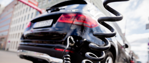 Die Nachfrage nach Akkus für Elektroautos wächst seit Jahren. Doch das für ihren Bau benötigte Lithium ist selten.