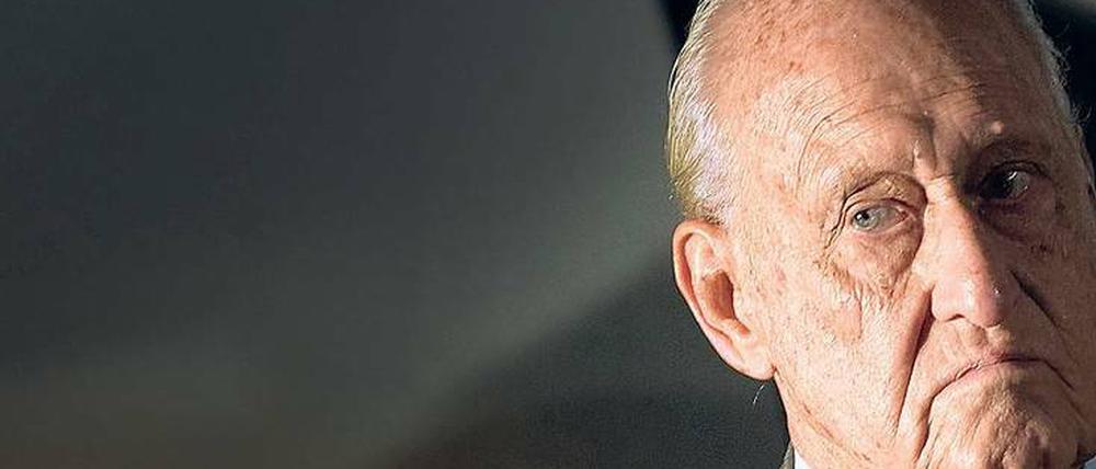 Die Bilanz des Schattenmanns. „Als ich im Fifa-Hauptquartier in Zürich ankam, da fand ich ein altes Haus vor und ein bisschen Geld in einer Schublade. Als ich 24 Jahre später meinen Posten räumte, besaß die Fifa mehr als vier Milliarden US-Dollar.“ 