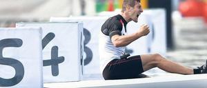 Und wieder Erster! Mit großem Vorsprung wiederholt Sebastian Brendel seinen Olympiasieg im Einer-Canadier.