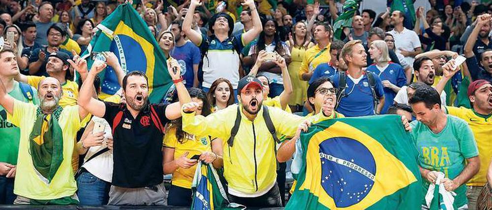Immer voll dabei. Die brasilianischen Fans sind unkonventionell.