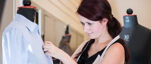 Noch immer bilden zu wenige Berliner Betriebe aus, so dass Jugendliche wie hier Nora Strutzke eine Ausbildung machen können. 