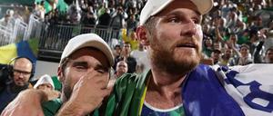 Triumph im Regen: Allison (r.) und Bruno gewinnen das ersehnte Beachvolleayball-Gold für Brasilien.