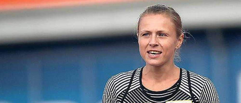 Was ist da nun los? Ganz so klar ist das Bild nicht, das Julia Stepanowa abgibt. 