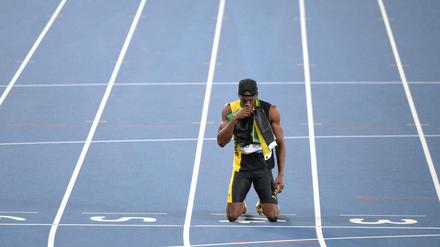 Naturwunder, harter Arbeiter, Showman: Usain Bolt's will mit Sport-Legenden wie Péle oder Muhammad Ali gemessen werden.