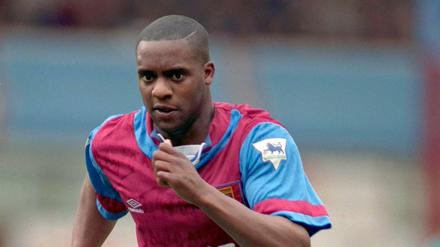 Fußballspieler Dalian Atkinson.
