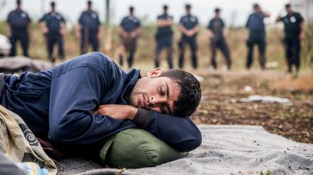 Ende Juli wollten Dutzende Flüchtlinge mit einem Hungerstreik die Öffnung der serbisch-ungarischen Grenze erzwingen 