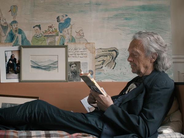 "Peter Handke – Bin im Wald. Kann sein, dass ich mich verspäte ...“ heißt der Porträtfilm von Corrina Belz, der ebenfalls in Locarno zu sehen war.