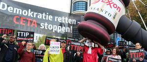 Vor zwei Jahren gab es bereits vor dem SPD-Parteikonvent eine Demo gegen die Freihandelsabkommen. 
