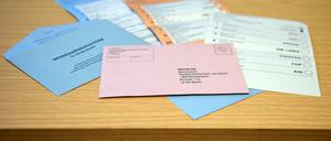 Unterlagen zur Briefwahl zur Abgeordnetenhauswahl.