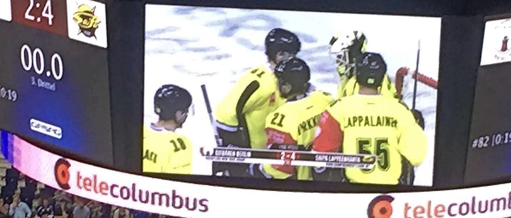 Der Kanadier Brett Carson traf zum 4:2-Endstand für die Finnen.