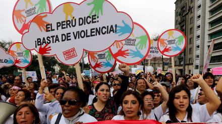 Peru ist von einer Macho-Kultur geprägt. Das wollen die Frauen nicht mehr hinnehmen.
