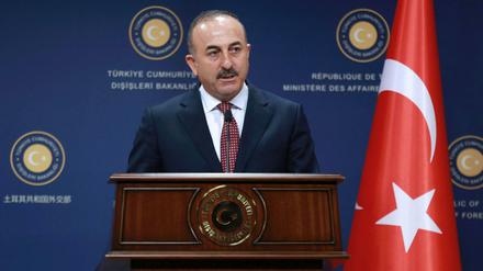 Mevlüt Cavusoglu sagt die Beziehungen zu Österreich sollen auf den Prüfstand.