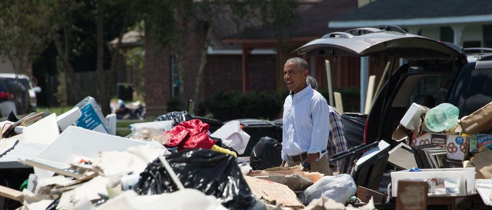 US-Präsident Barack Obama besuchte am Dienstag das von der Flut betroffene Gebiet in Baton Rouge, Louisiana. 