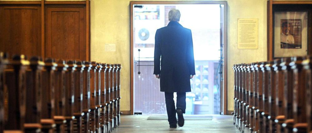 Immer mehr Menschen kehren der Kirche den Rücken zu