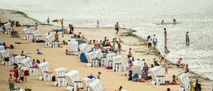 Pack Badehose ein. Das Strandbad Wannsee in Berlin. 