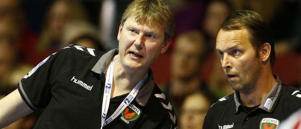 Alte Bekannte. Ex-Nationalspieler Volker Zerbe und Bundestrainer Dagur Sigurdsson im Vereinsdress der Füchse Berlin.