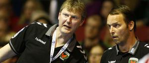 Alte Bekannte. Ex-Nationalspieler Volker Zerbe und Bundestrainer Dagur Sigurdsson im Vereinsdress der Füchse Berlin. 