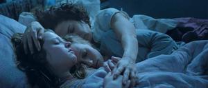 Jella Haase, Lara Cooper und Marie-Lou Sellem in „Looping“. 