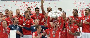 Fußball ist ein Spiel, in dem in Deutschland am Ende immer die Bayern gewinnen. Trotzdem ist das Interesse an der Bundesliga hierzulande ungebrochen.