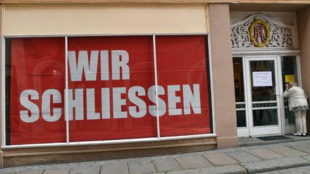 Der Siegeszug des Online-Handels geht weiter - das Ladensterben auch. 