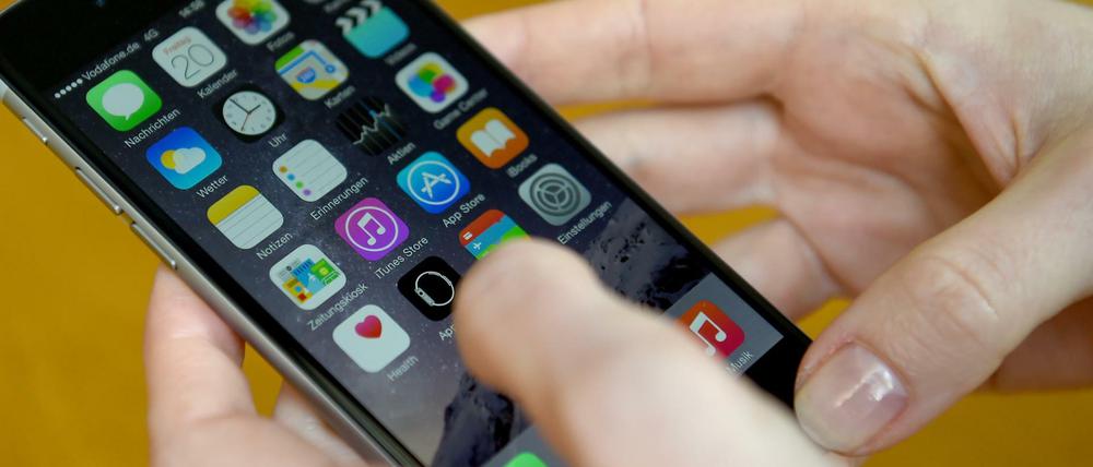 Eine Spionagesoftware ermöglicht Hackern den Zugriff aufs iPhone.