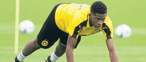 Startbereit. Der 19 Jahre alte Franzose Ousmane Dembélé ist einer von zahlreichen vielversprechenden Neuzugängen der Dortmunder. 