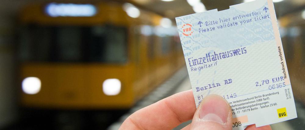 Wer ab Januar einen Einzelfahrschein zieht, muss sich wohl auf eine Preiserhöhung einstellen.