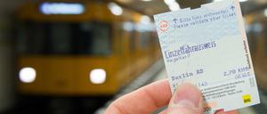 Wer ab Januar einen Einzelfahrschein zieht, muss sich wohl auf eine Preiserhöhung einstellen.