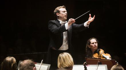 Daniel Harding dirigiert Rihms "Tutuguri" am 3. September 2016